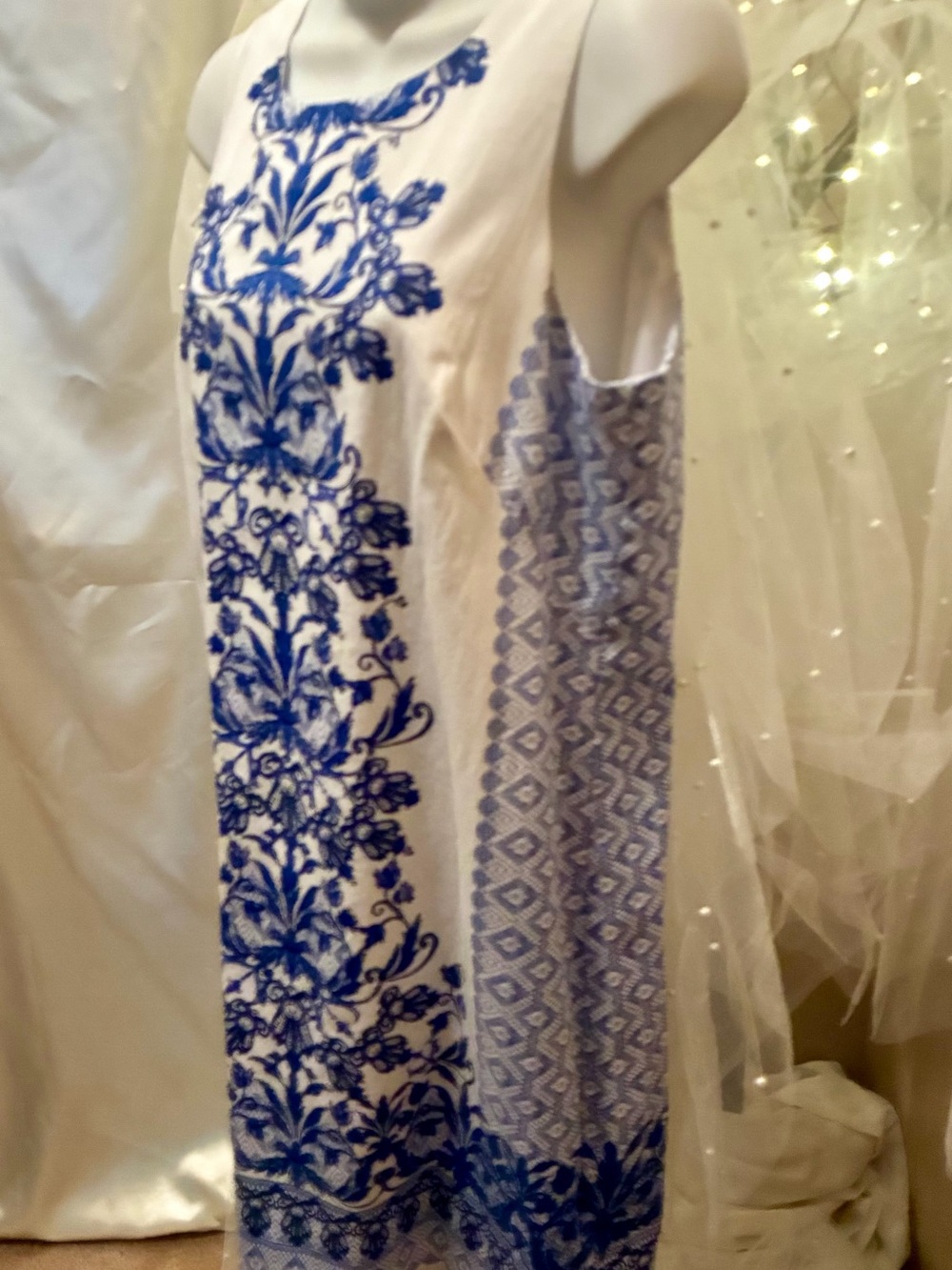London Times White Midi Dress with Royal Blue Floral Print - Picture 3 of 6